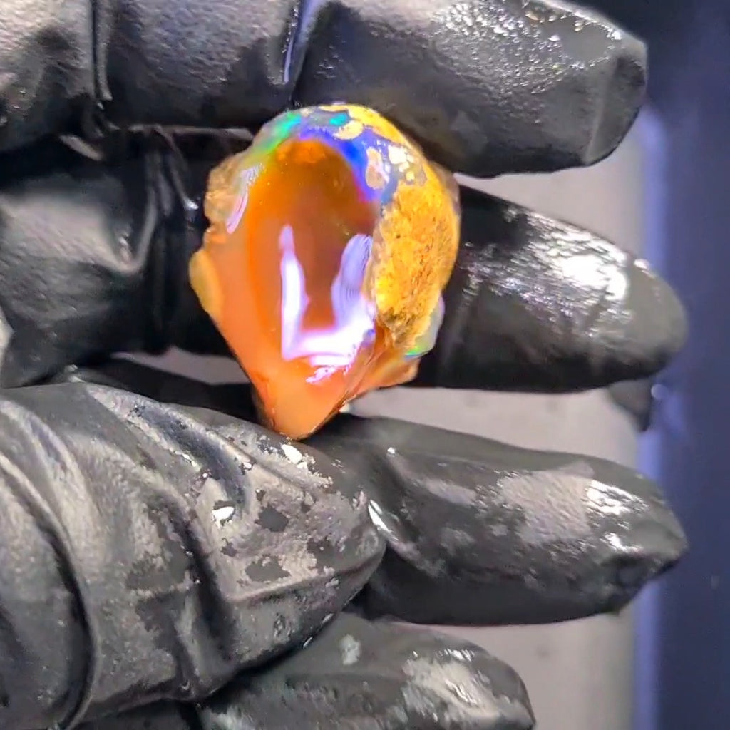 75Carats | Ethiopian Water Opal Specimen grade | Brilliant play of colour| 30x23mm