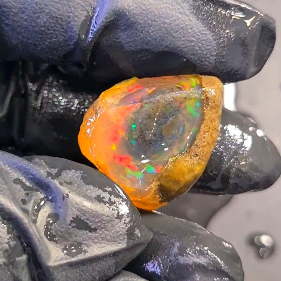 56Carats | Ethiopian Water Opal Specimen grade | Brilliant play of colour| 29x24mm