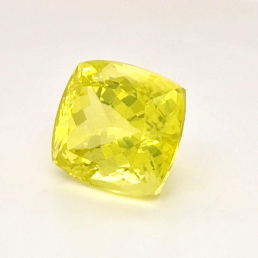 Natural Lemon Quartz Faceted  | Square  | Size: 17x17mm