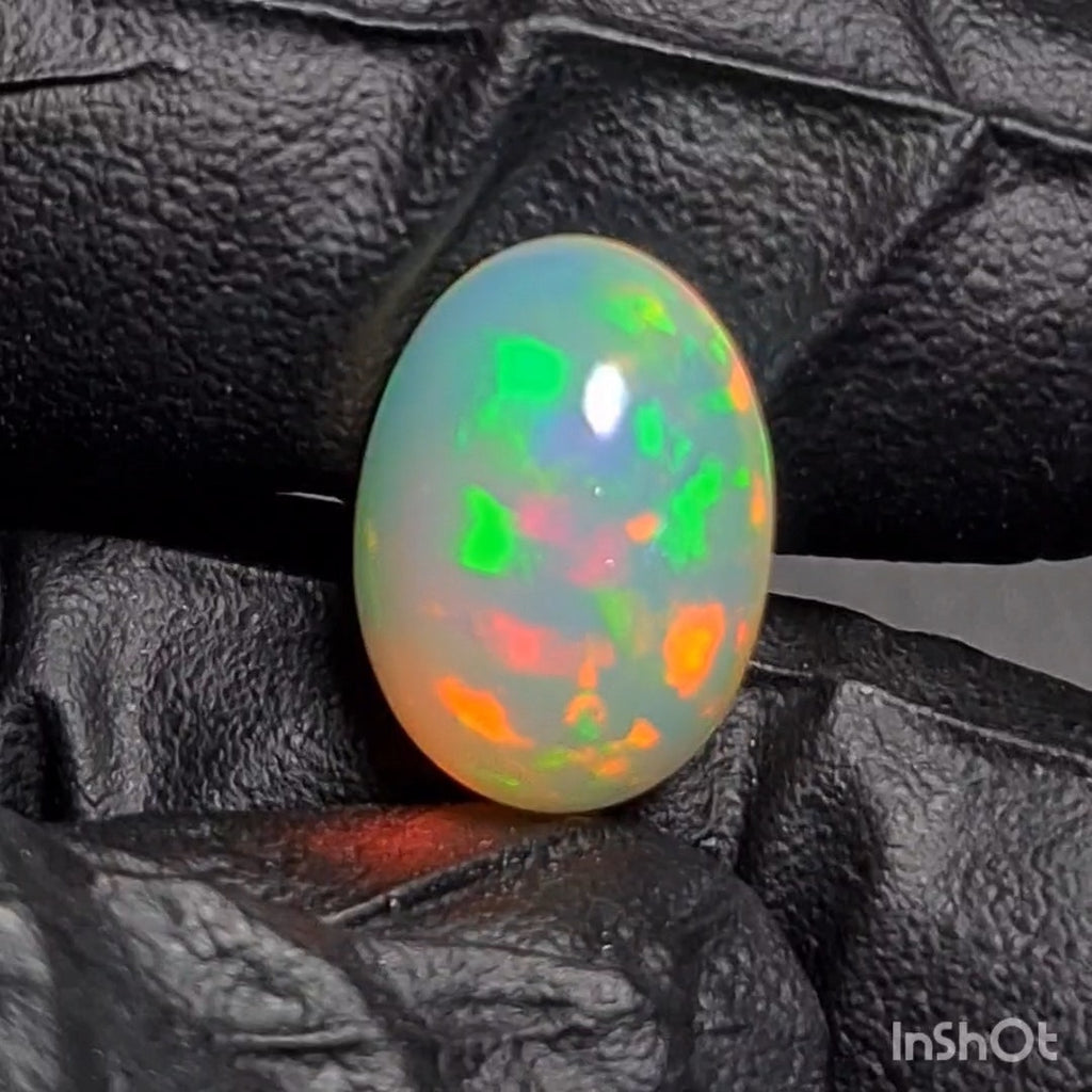 6.7Cts Natural Ethiopian Opal Cabochon | Oval | 17x12mm | Untreated