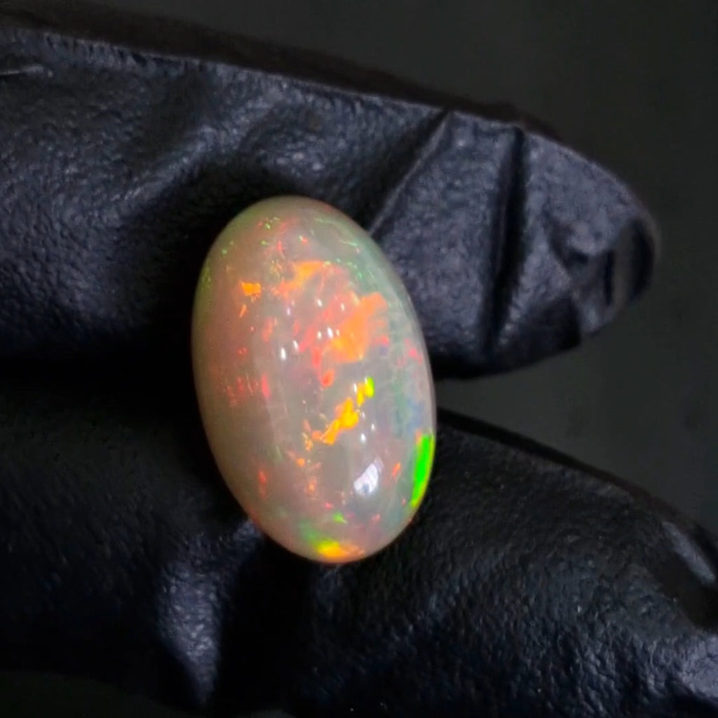12.9Cts Natural Ethiopian Opal Cabochon | Oval | 21x13mm | Untreated