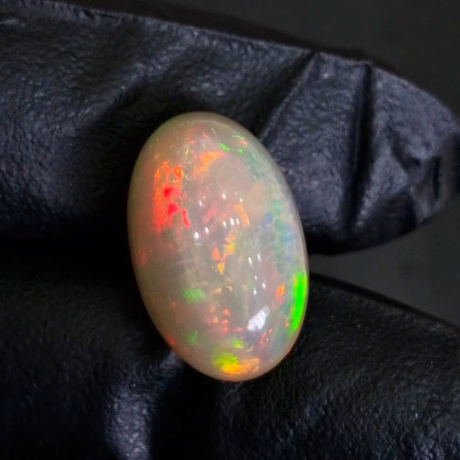 12.9Cts Natural Ethiopian Opal Cabochon | Oval | 21x13mm | Untreated