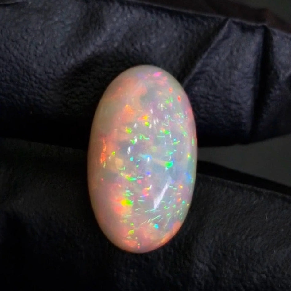 14.8Cts Natural Ethiopian Opal Cabochon | Oval | 21x12mm | Untreated
