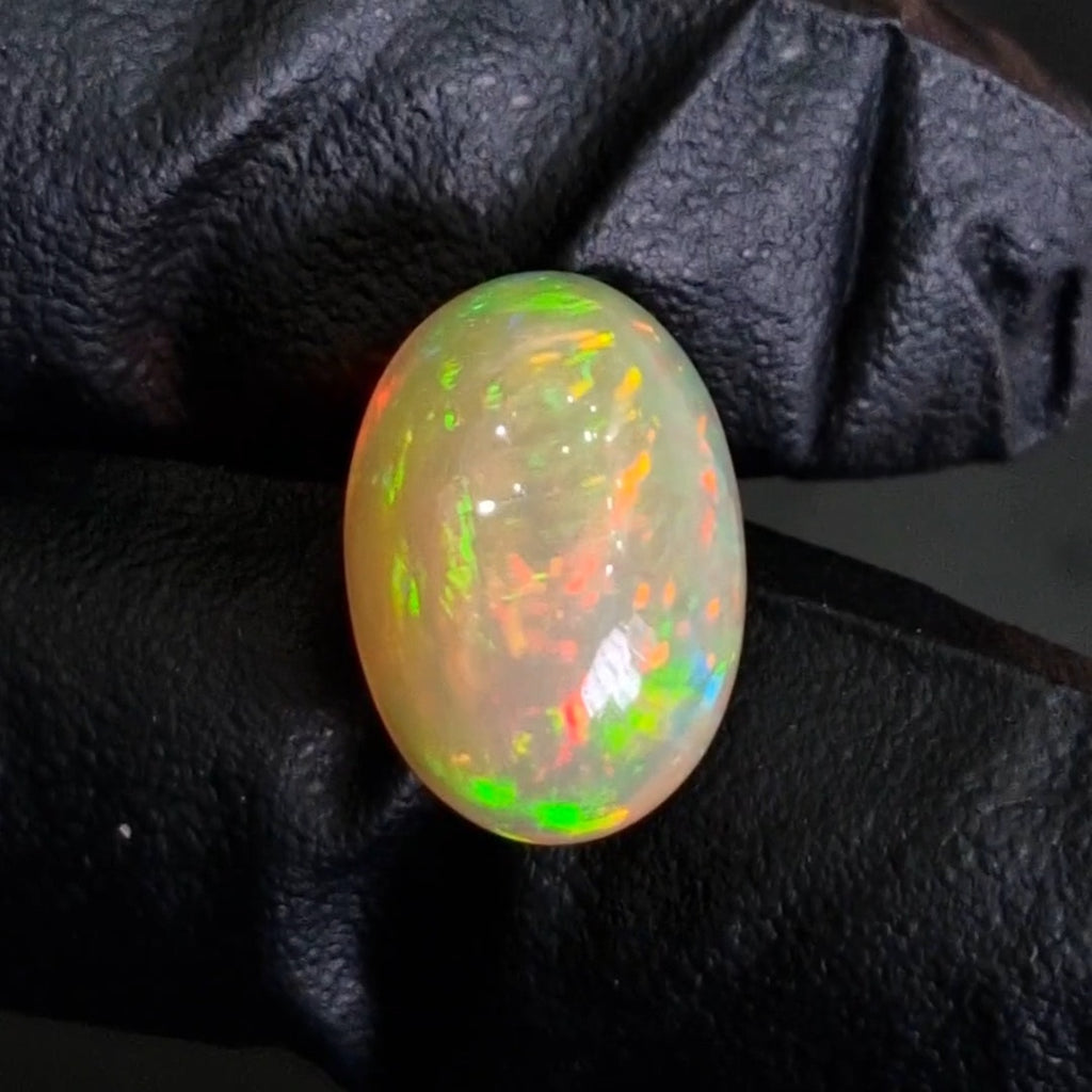 8.3Cts Natural Ethiopian Opal Cabochon | Oval | 17x12mm | Untreated