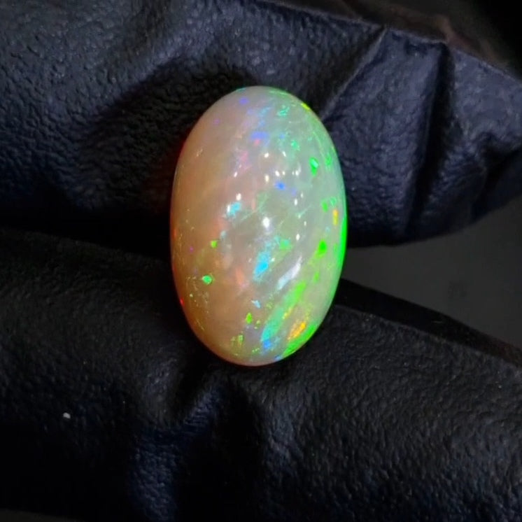 9.6Cts Natural Ethiopian Opal Cabochon | Oval | 18x11mm | Untreated