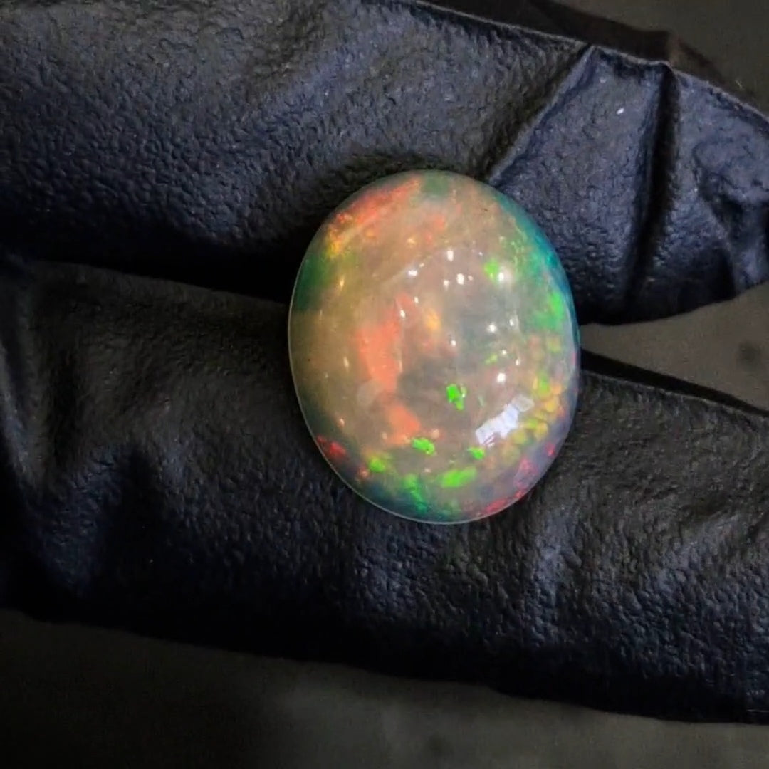 10Cts Natural Ethiopian Opal Cabochon | Oval | 19x15mm | Untreated