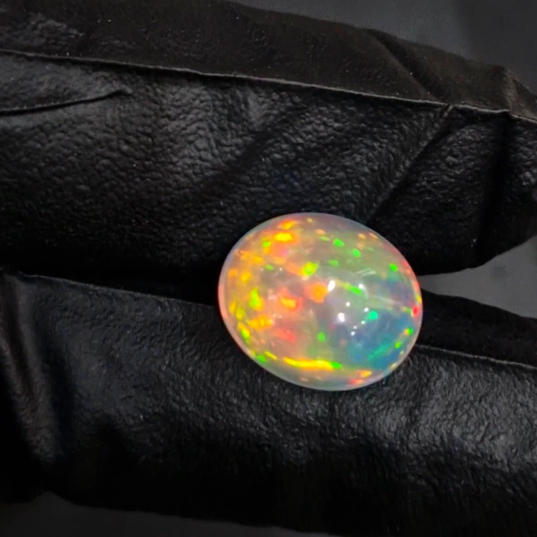8.2Cts Natural Ethiopian Opal Cabochon | Oval | 15x13mm | Untreated