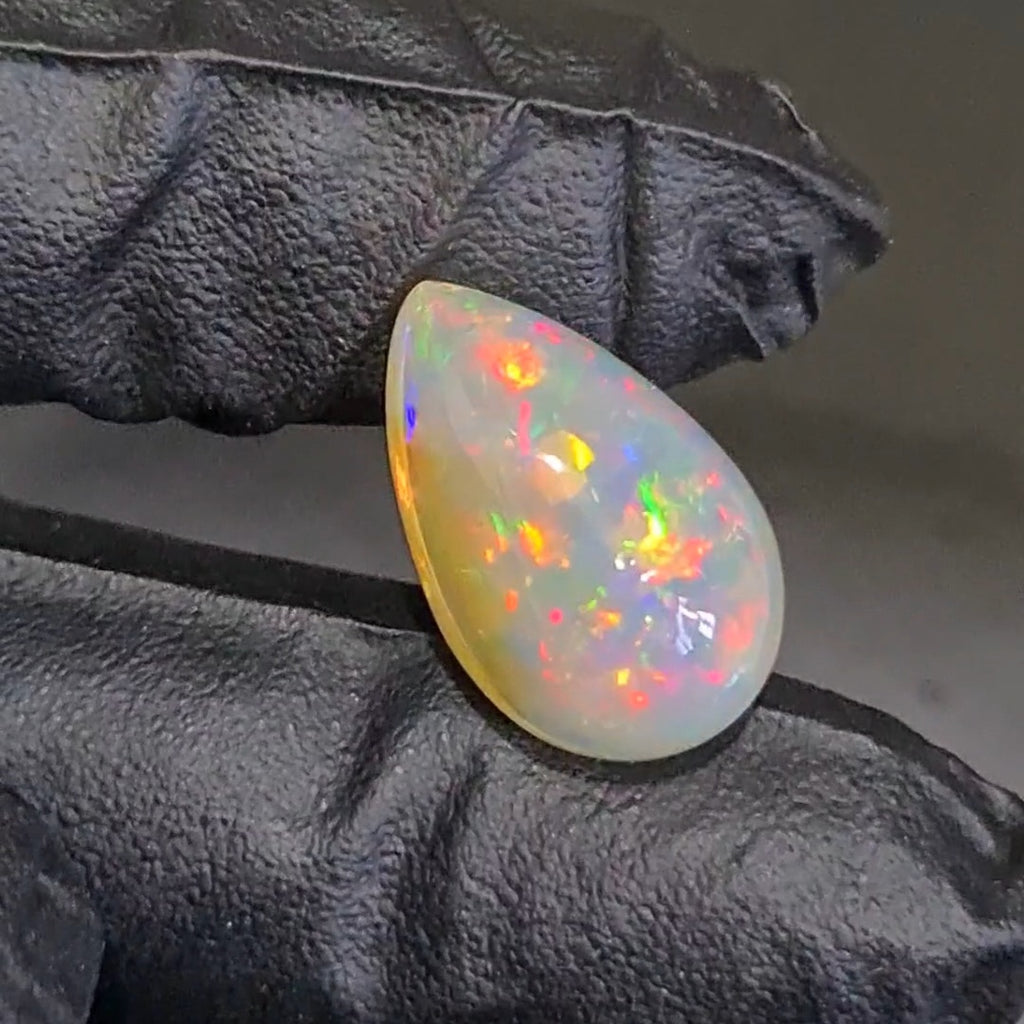 16.6Cts Natural Ethiopian Opal Cabochon | Pear | 22x14mm | Untreated
