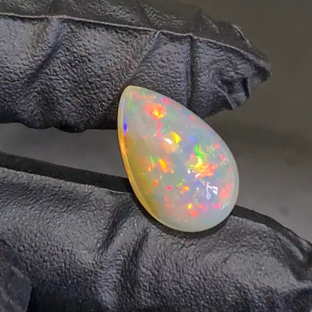 16.6Cts Natural Ethiopian Opal Cabochon | Pear | 22x14mm | Untreated
