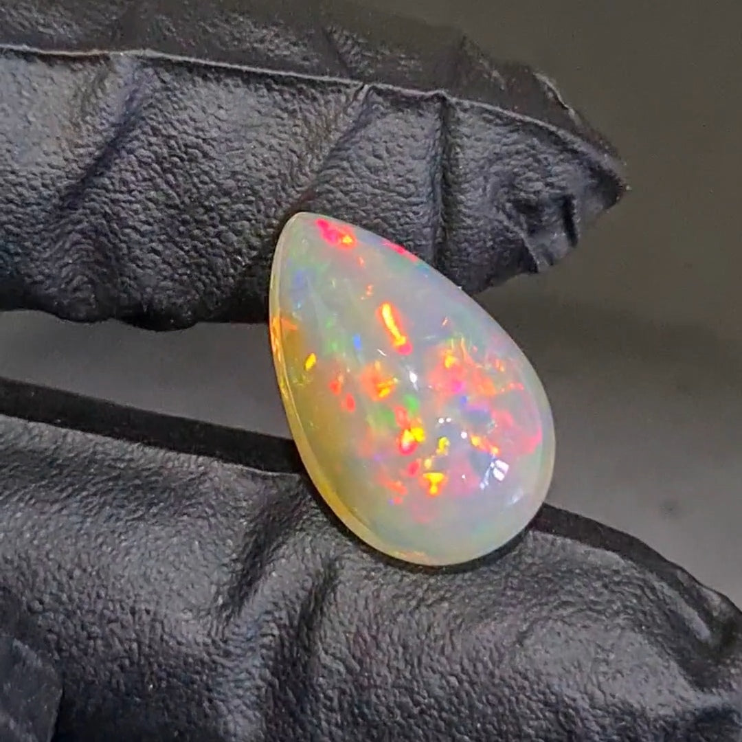 16.6Cts Natural Ethiopian Opal Cabochon | Pear | 22x14mm | Untreated