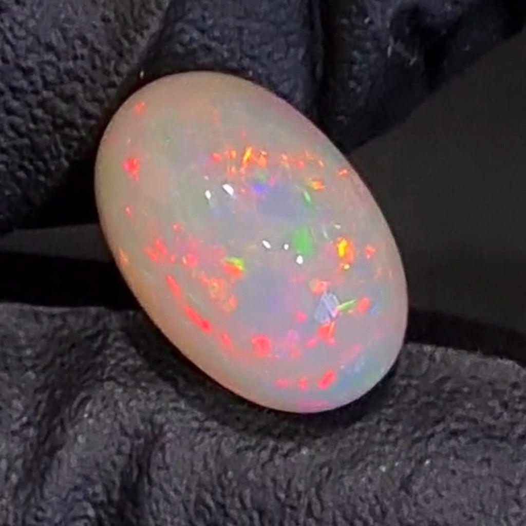 8.6Cts Natural Ethiopian Opal Cabochon | Oval | 16x11mm | Untreated