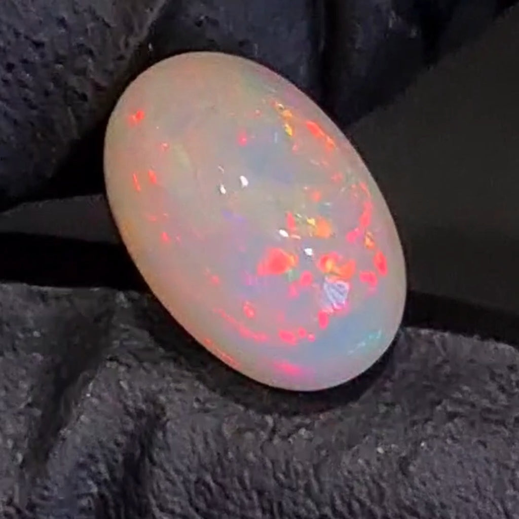 8.6Cts Natural Ethiopian Opal Cabochon | Oval | 16x11mm | Untreated
