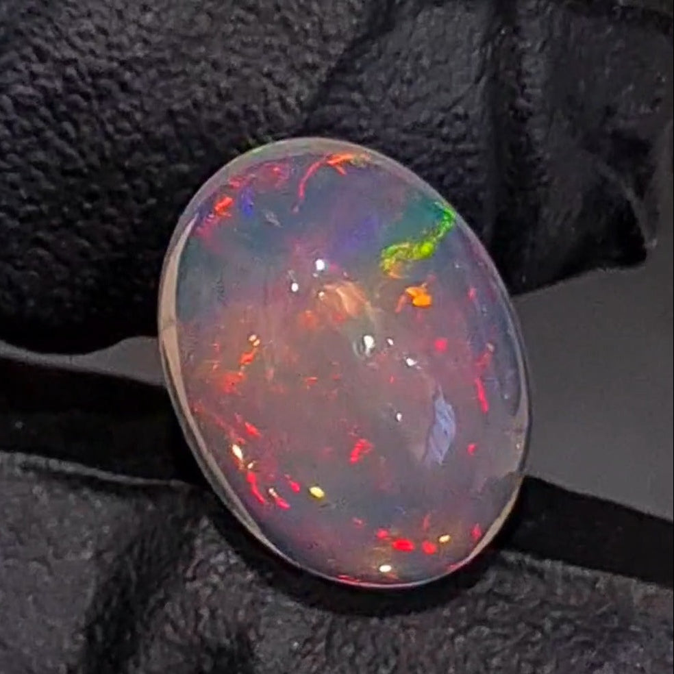 8.1Cts Natural Ethiopian Opal Cabochon | Oval | 16x12mm | Untreated