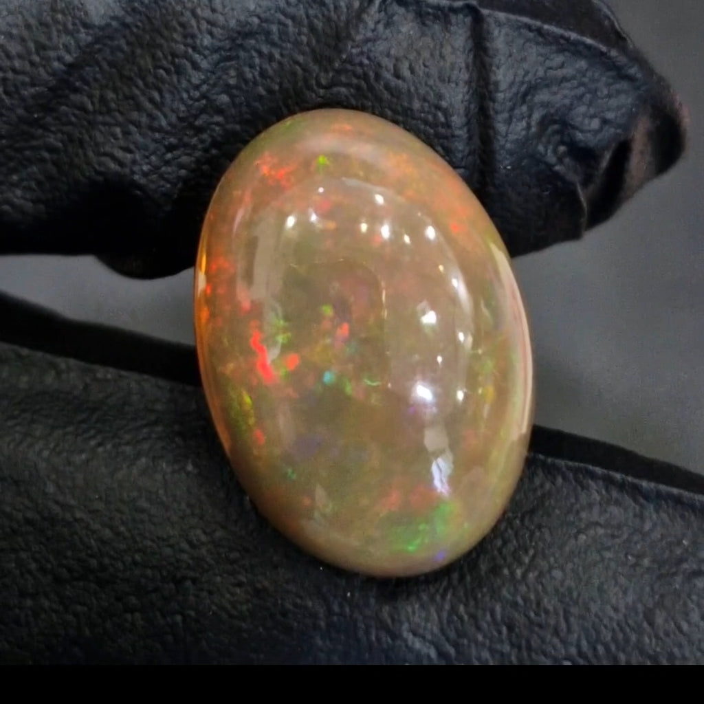 17.1Cts Natural Ethiopian Opal Cabochon | Oval | 23x16mm | Untreated