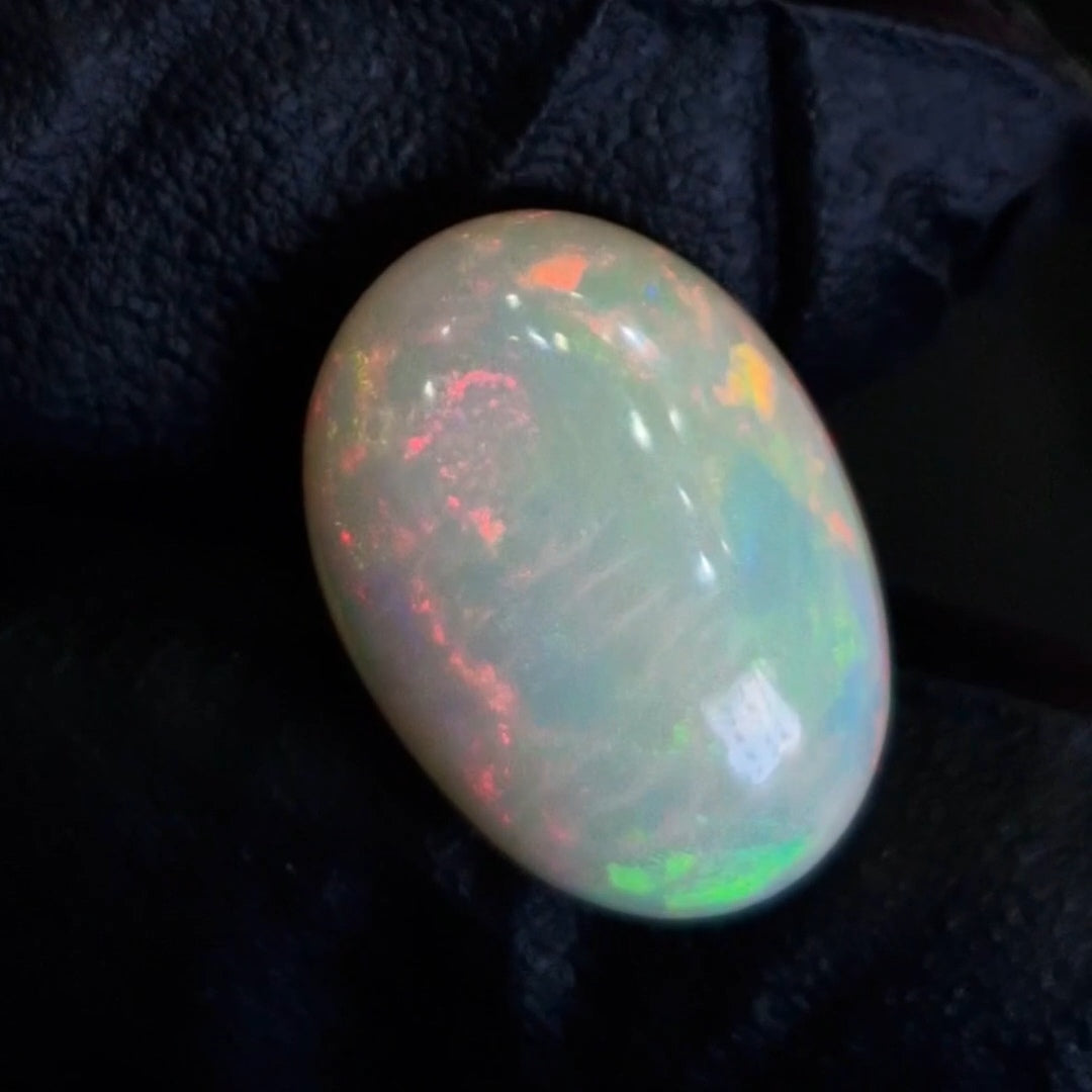 9.9Cts Natural Ethiopian Opal Cabochon | Oval | 20x14mm | Untreated