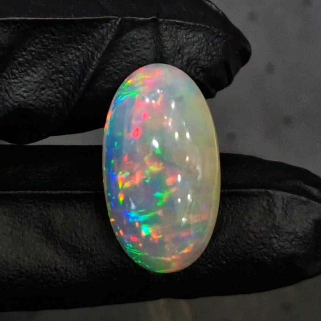 16.3Cts Natural Ethiopian Opal Cabochon | Oval | 25x14mm | Untreated