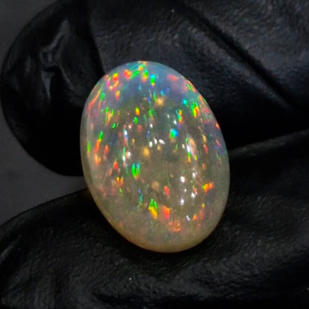 14.5Cts Natural Ethiopian Opal Cabochon | Oval | 21x15mm | Untreated