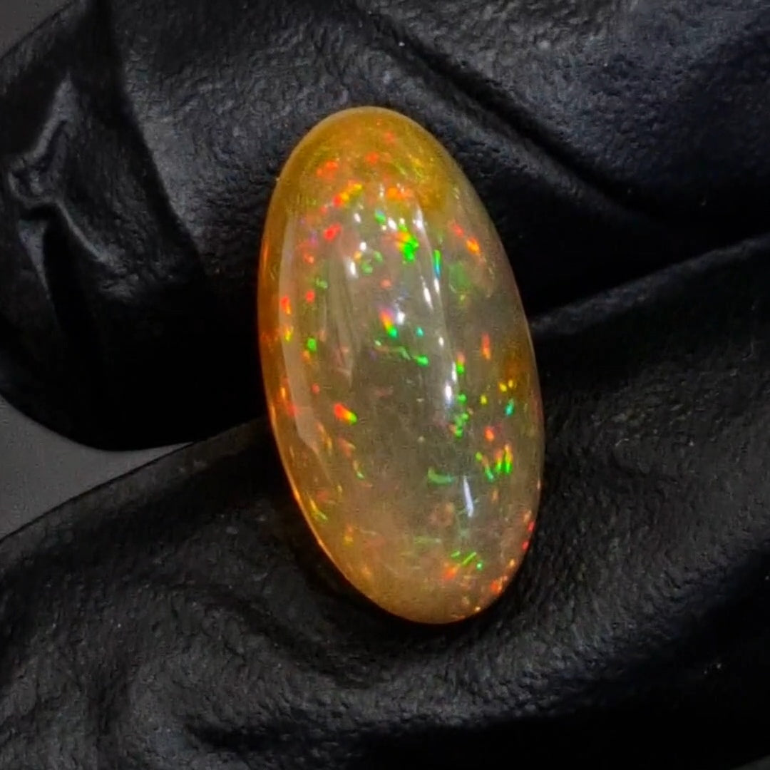 13.4Cts Natural Ethiopian Opal Cabochon | Oval | 22x12mm | Untreated