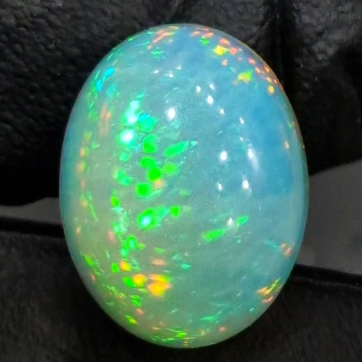 9.2Cts Natural Ethiopian Opal Cabochon | Oval | 19x15mm | Untreated