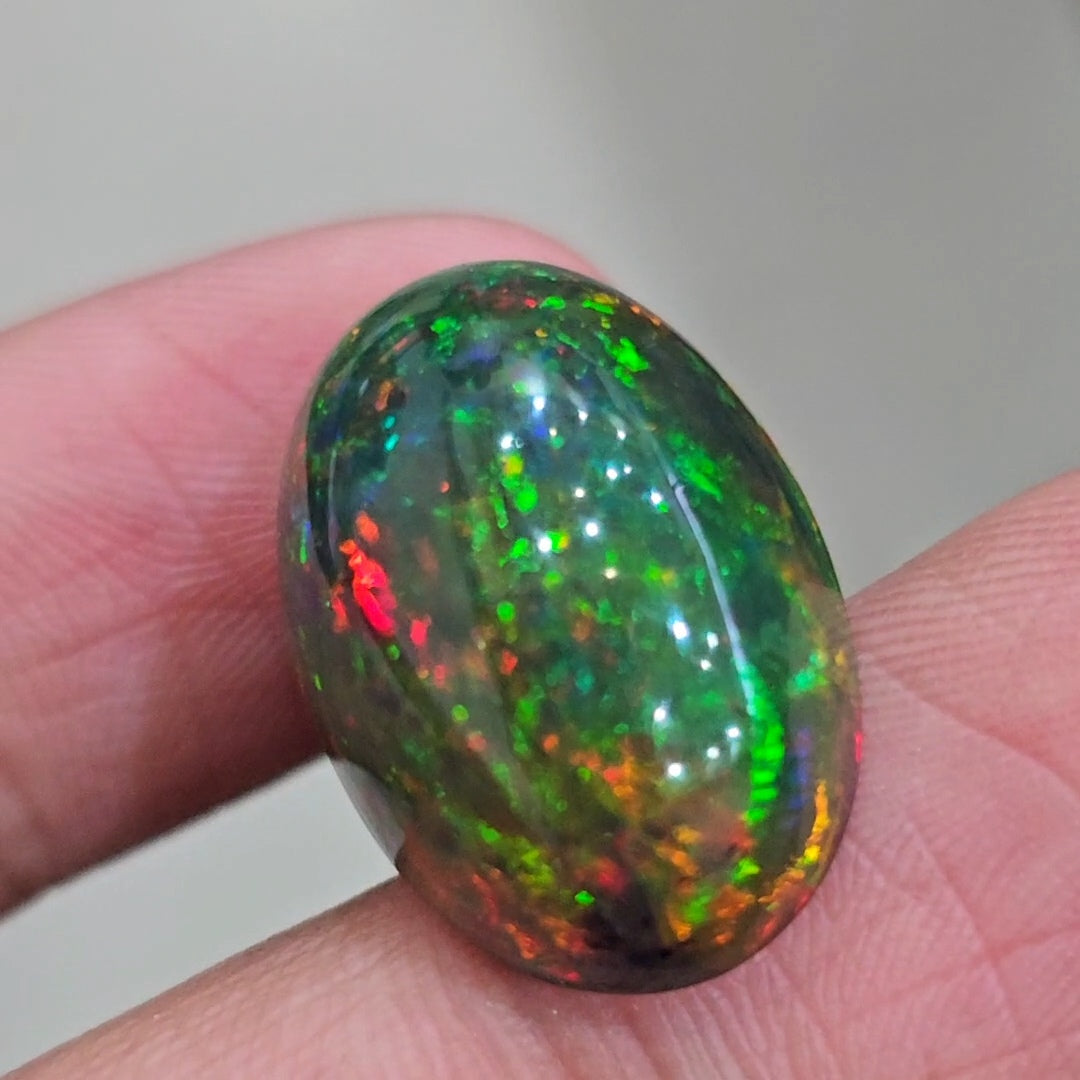 16.5Cts Natural Ethiopian Black Opal Cabochon | Oval | 23x15mm | Smoked