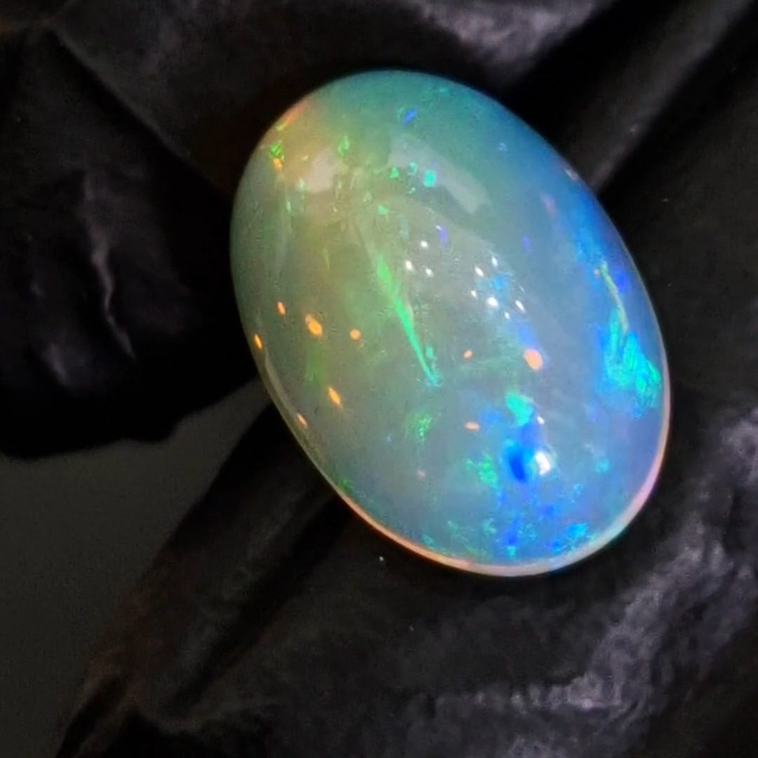 7Cts Natural Ethiopian Opal Cabochon | Oval | 16x11mm | Untreated