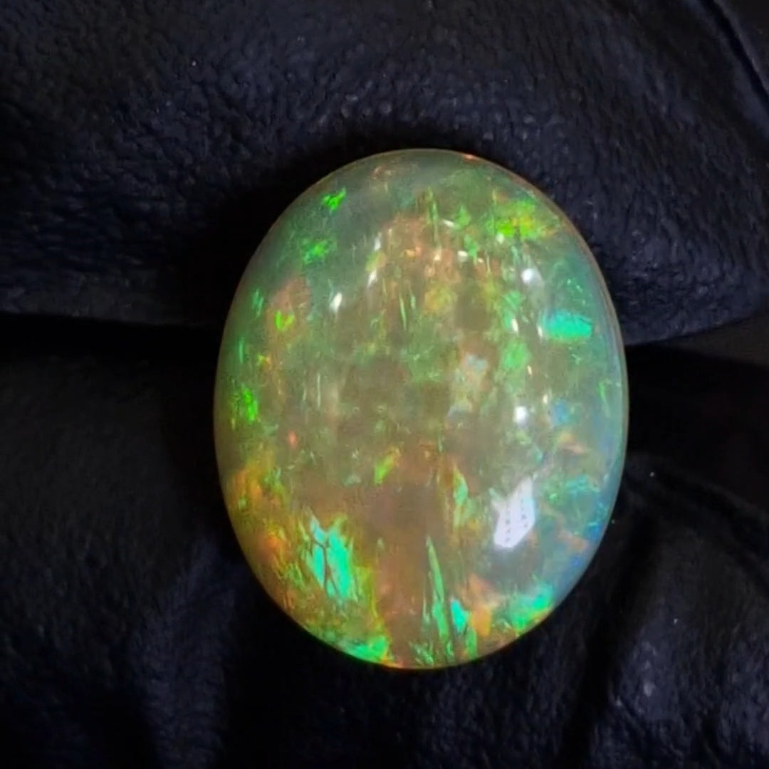 7.7Cts Natural Ethiopian Opal Cabochon | Oval | 18x14mm | Untreated