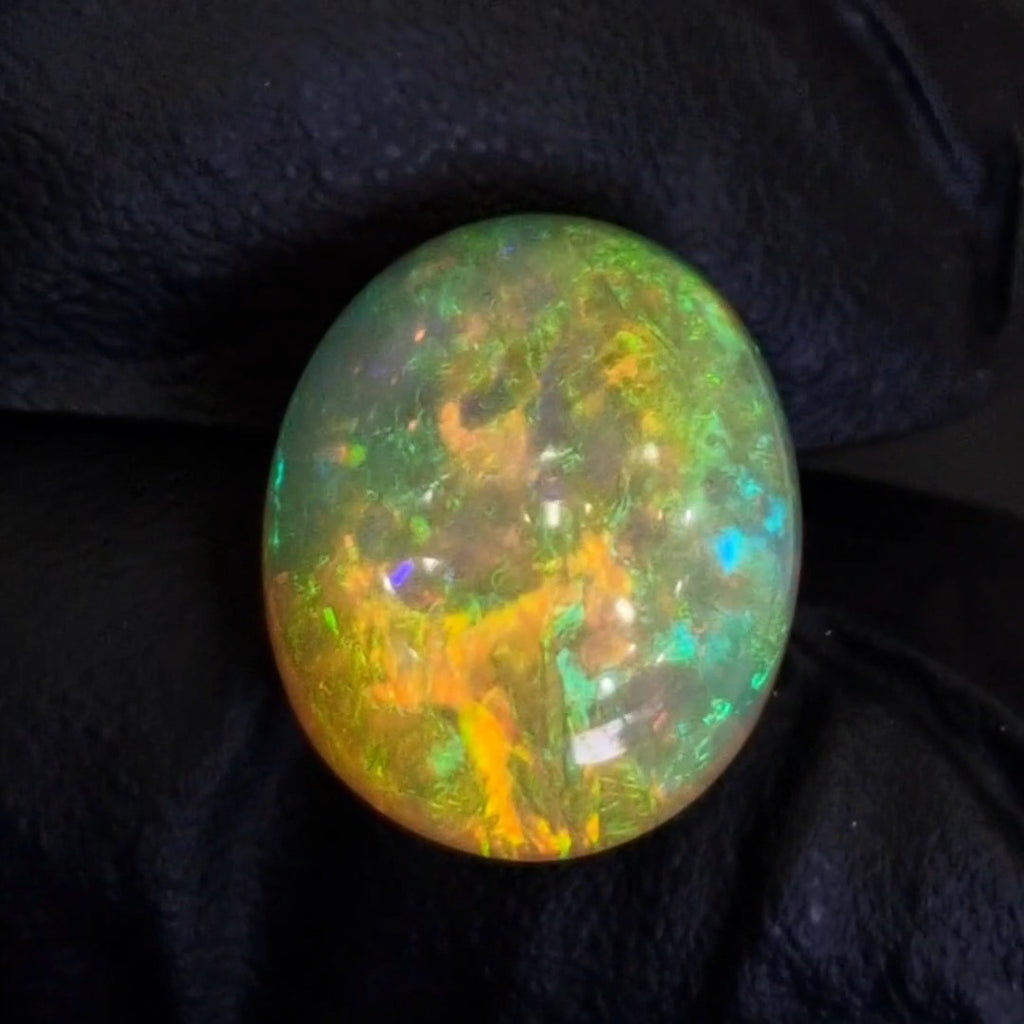 7.7Cts Natural Ethiopian Opal Cabochon | Oval | 18x14mm | Untreated