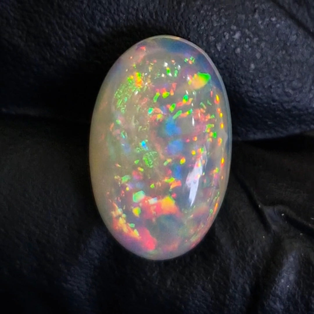 7.2Cts Natural Ethiopian Opal Cabochon | Oval | 18x11mm | Untreated