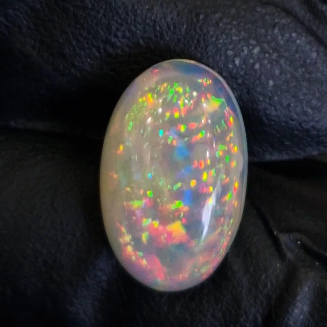 7.2Cts Natural Ethiopian Opal Cabochon | Oval | 18x11mm | Untreated