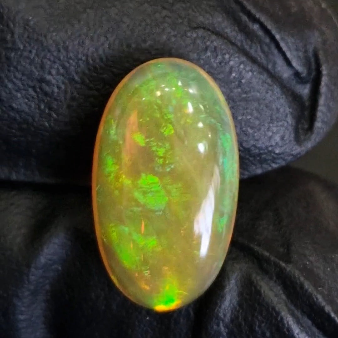 6.2 Cts Natural Ethiopian Opal Cabochon | Oval | 20x11mm | Untreated