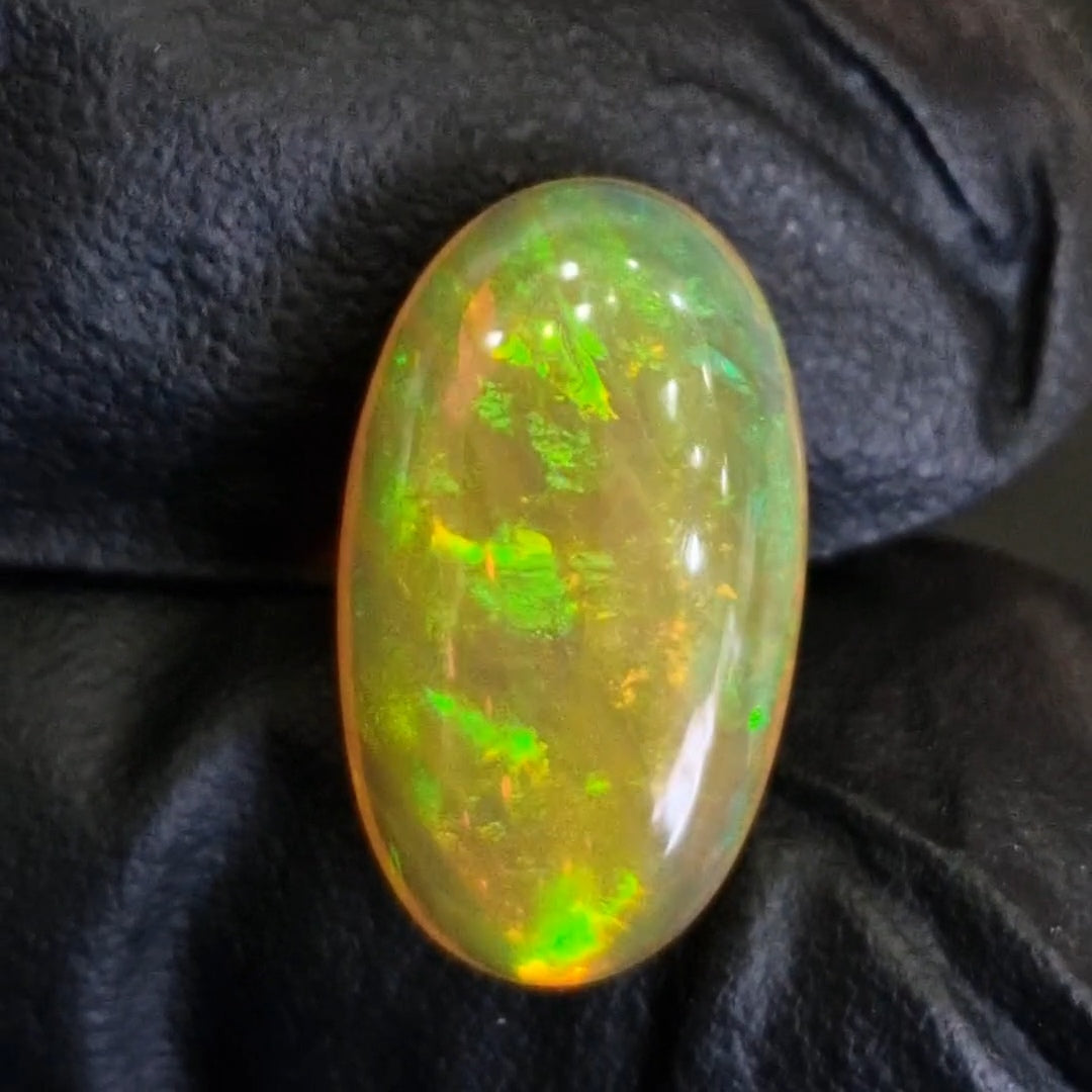 6.2 Cts Natural Ethiopian Opal Cabochon | Oval | 20x11mm | Untreated