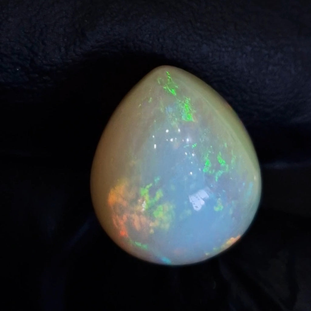 11.5Cts Natural Ethiopian Opal Cabochon | Pear | 16x14mm | Untreated