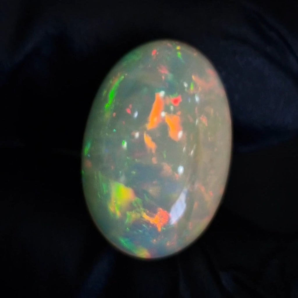 12.6Cts Natural Ethiopian Opal Cabochon | Oval | 22x15mm | Untreated