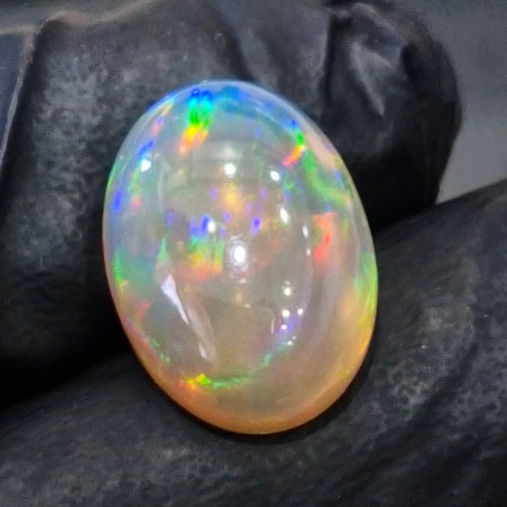 9.2Cts Natural Ethiopian Opal Cabochon | Oval | 18x13mm | Untreated