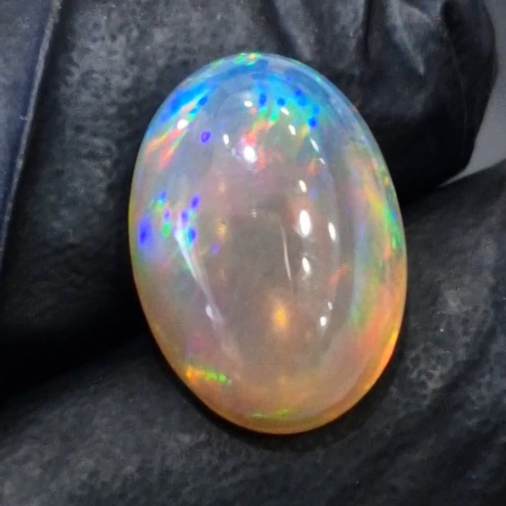 9.2Cts Natural Ethiopian Opal Cabochon | Oval | 18x13mm | Untreated