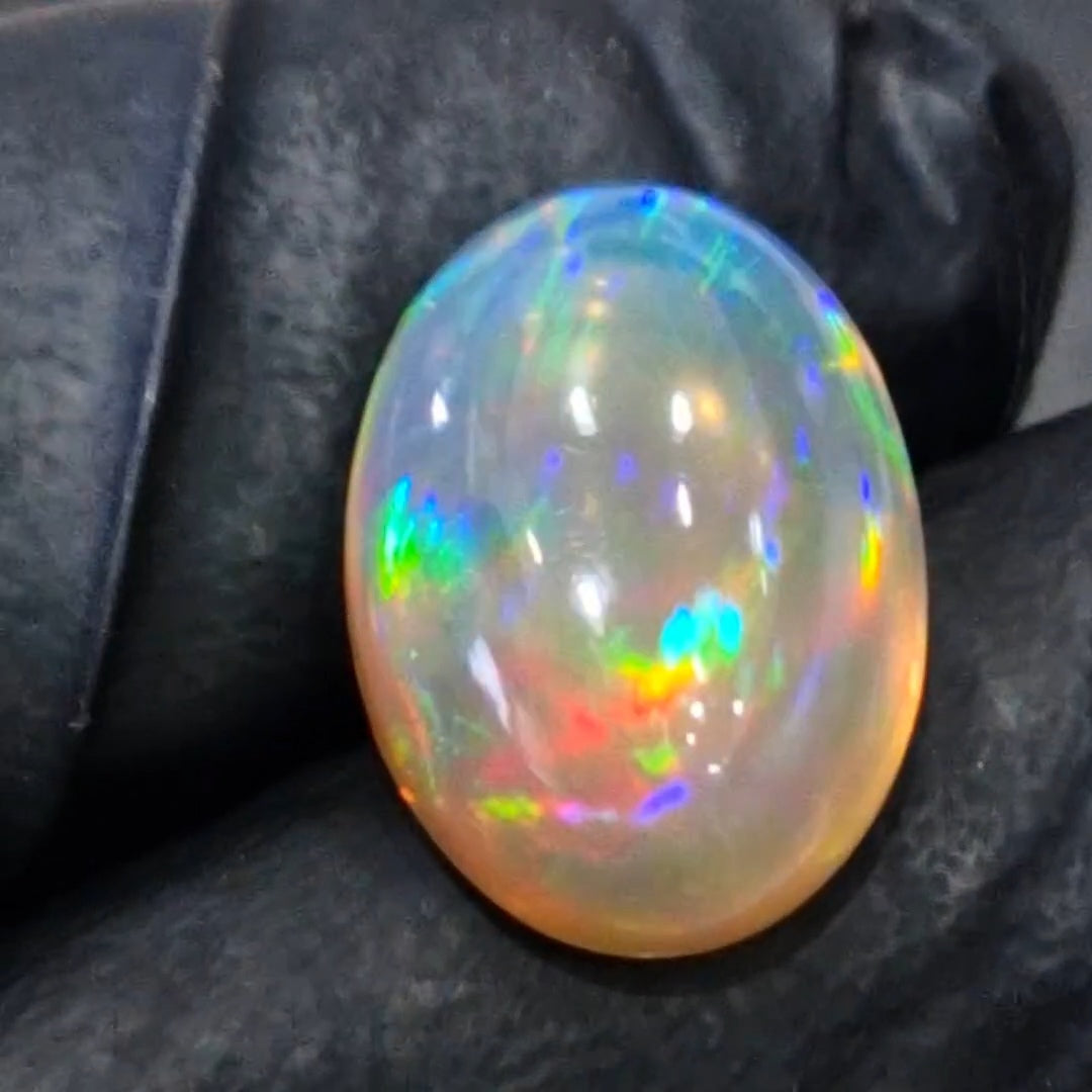 9.2Cts Natural Ethiopian Opal Cabochon | Oval | 18x13mm | Untreated