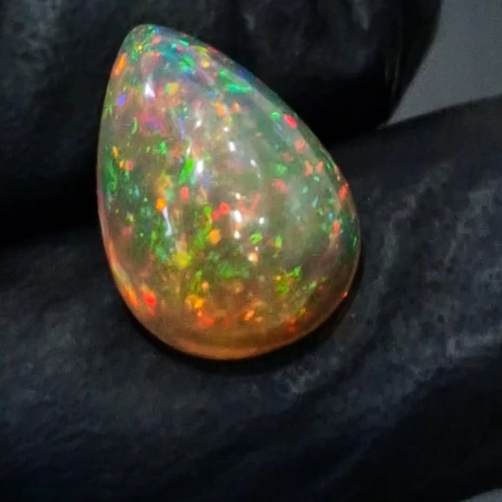 6.9Cts Natural Ethiopian Opal Cabochon | Pear | 16x11mm | Untreated