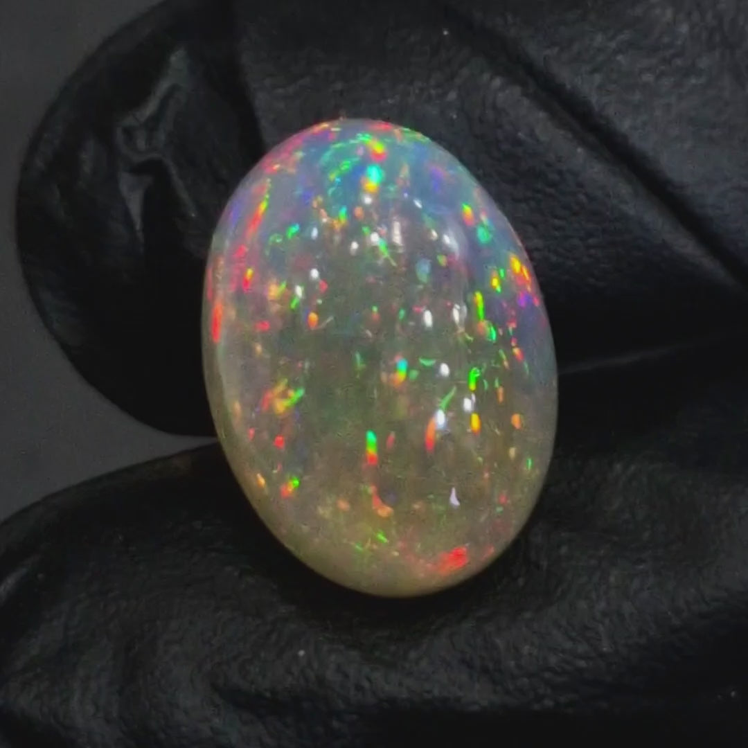 14.5Cts Natural Ethiopian Opal Cabochon | Oval | 21x15mm | Untreated