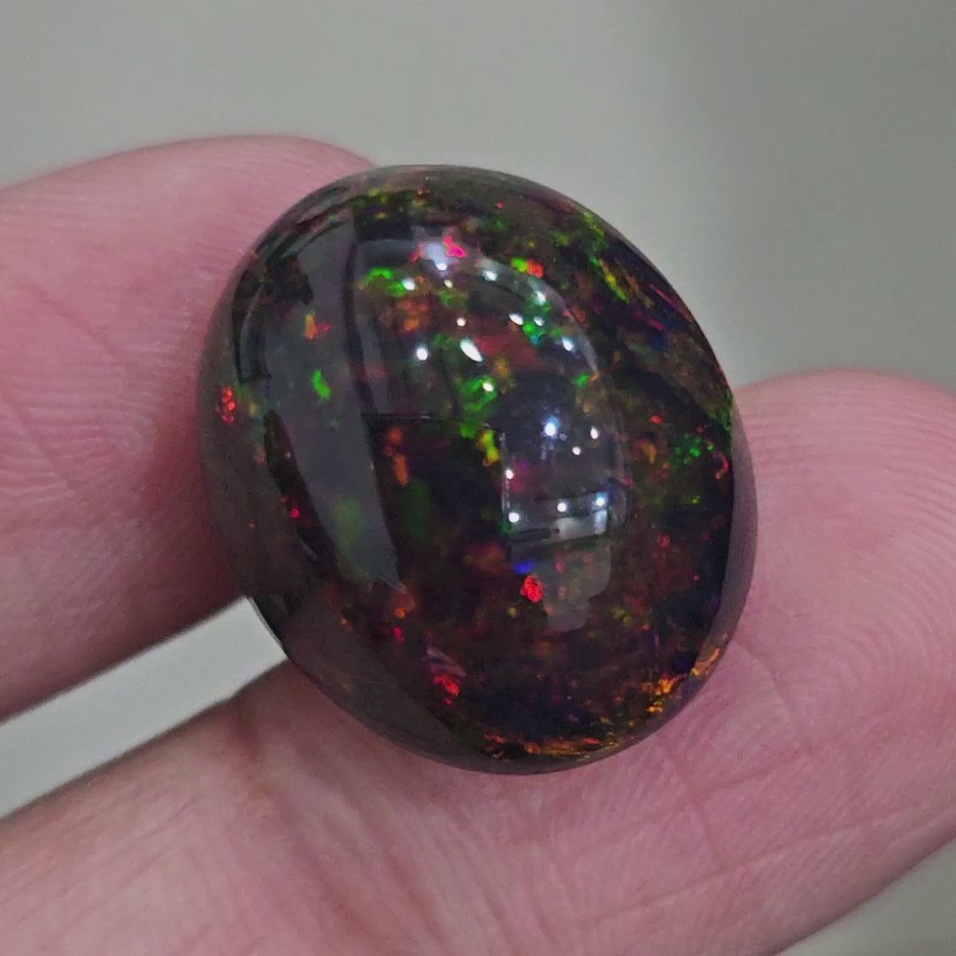 17.4Cts Natural Ethiopian Black Opal Cabochon | Oval | 20x17mm | Smoked