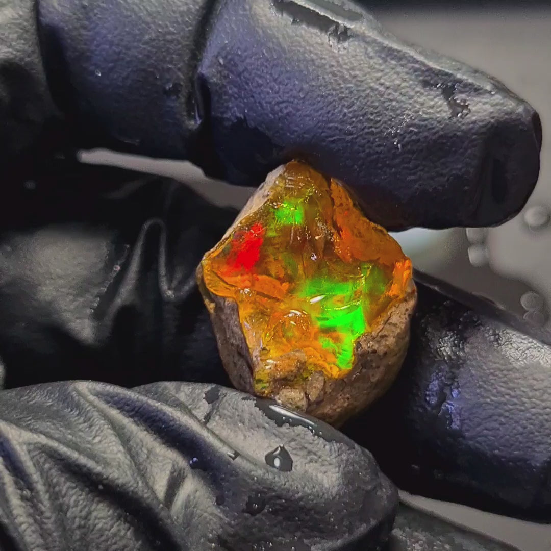 30 Carats | Ethiopian Water Opal Specimen grade | Brilliant play of colour| 28x20mm