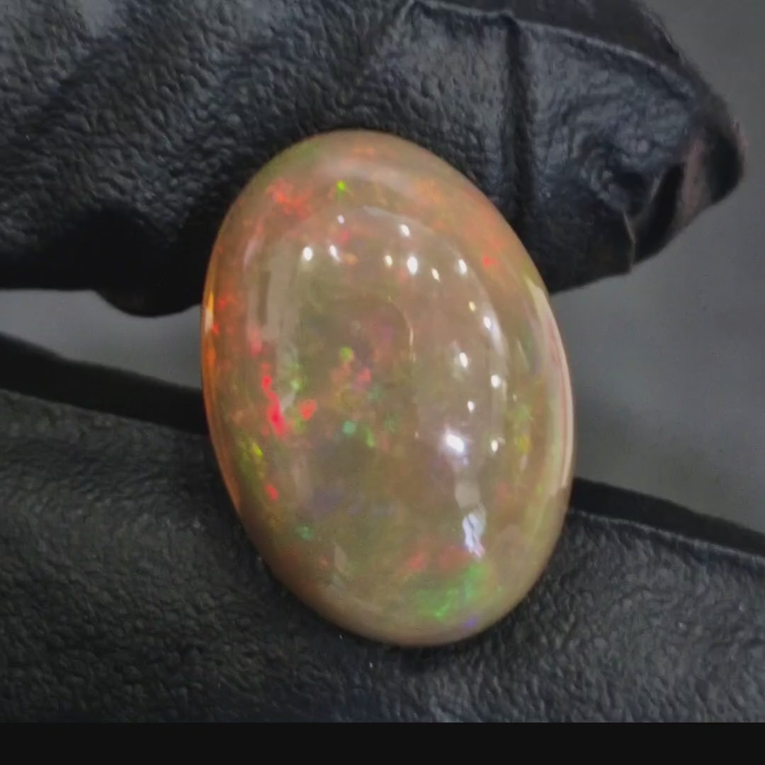 17.1Cts Natural Ethiopian Opal Cabochon | Oval | 23x16mm | Untreated