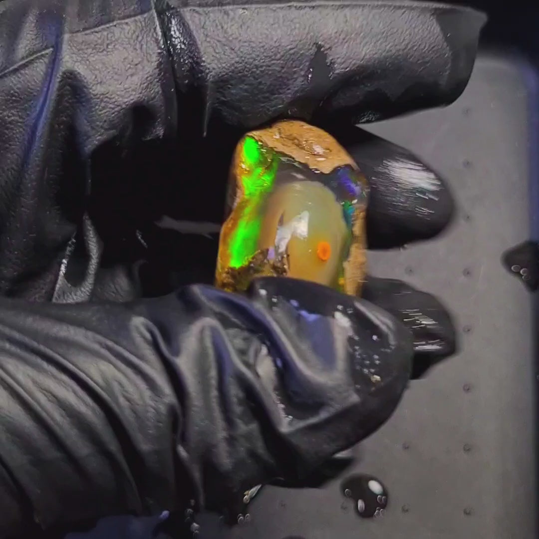 115Carats | Ethiopian Phantom Water Opal Specimen grade | Brilliant play of colour| 35x29mm