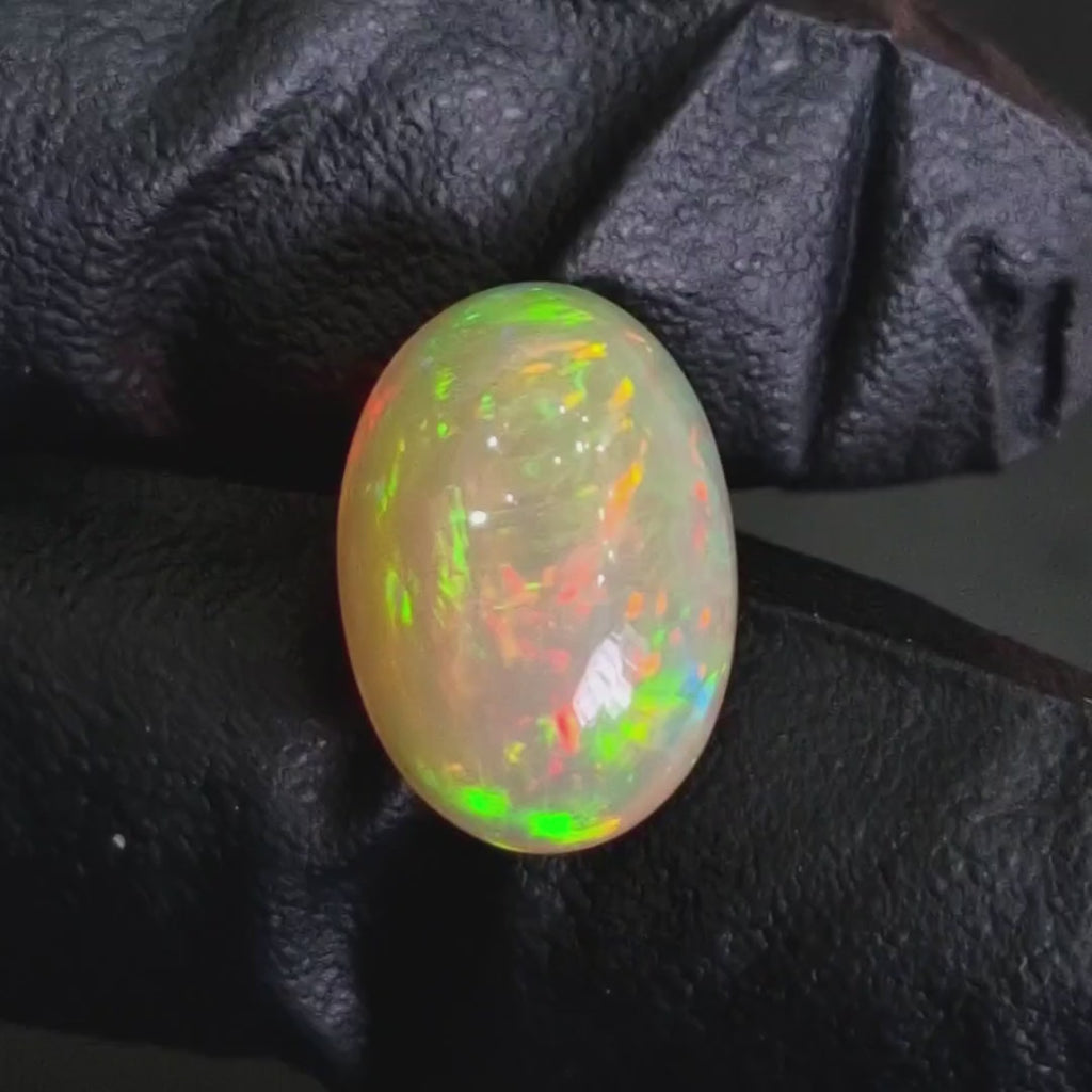 8.3Cts Natural Ethiopian Opal Cabochon | Oval | 17x12mm | Untreated