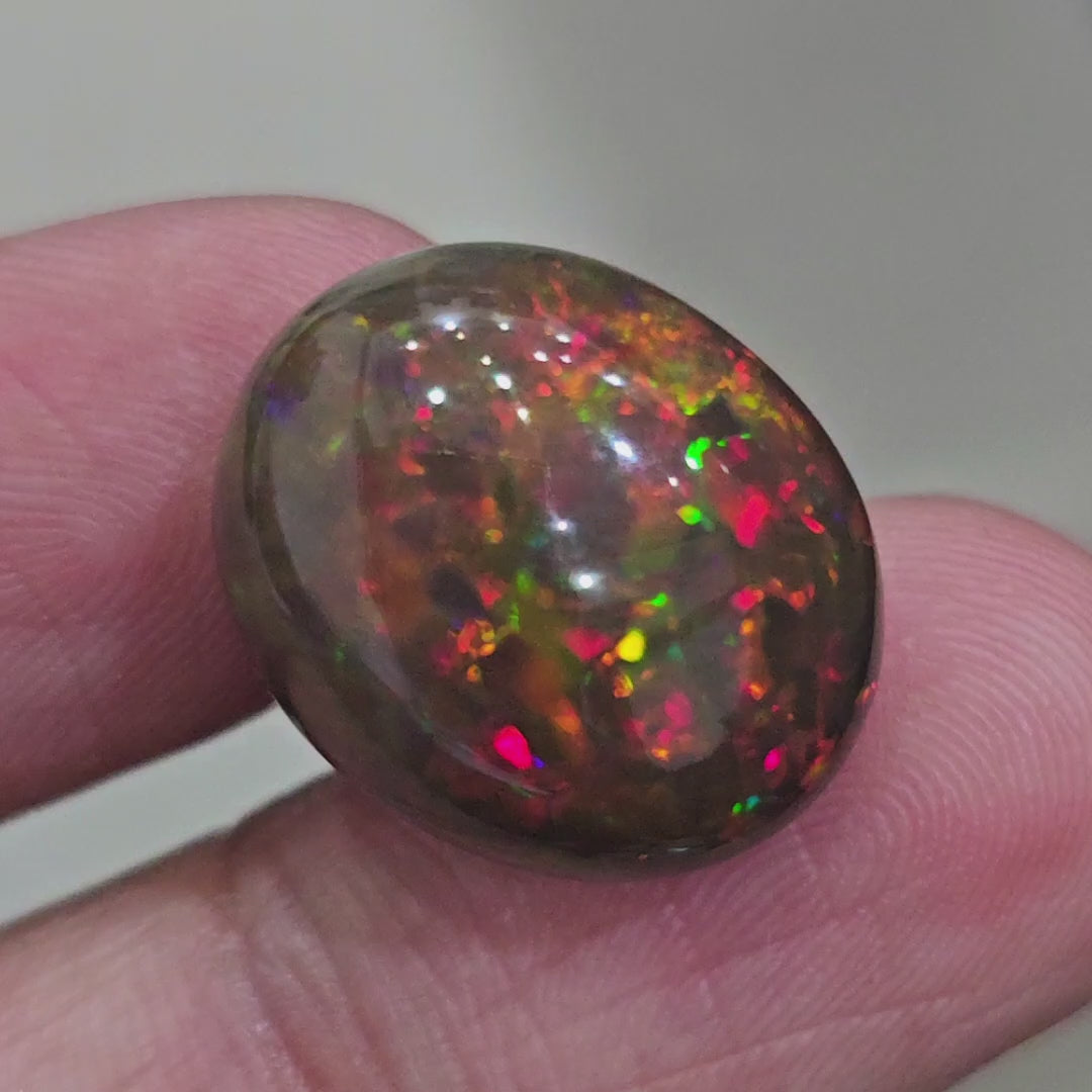 15.7Cts Natural Ethiopian Black Opal Cabochon | Oval | 20x16mm | Smoked