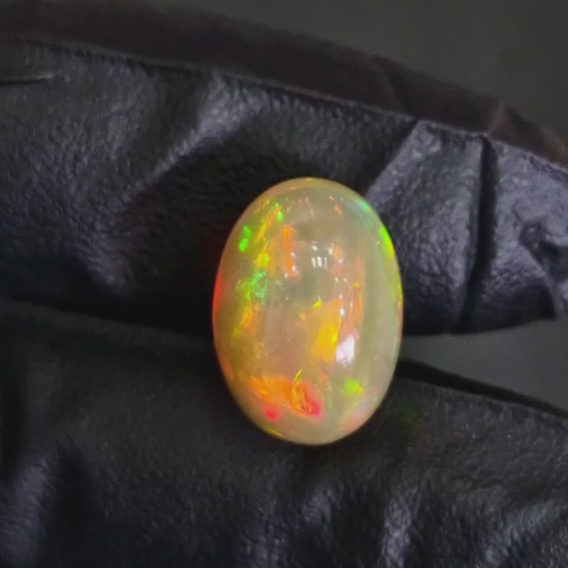 9.6Cts Natural Ethiopian Opal Cabochon | Oval | 17x12mm | Untreated